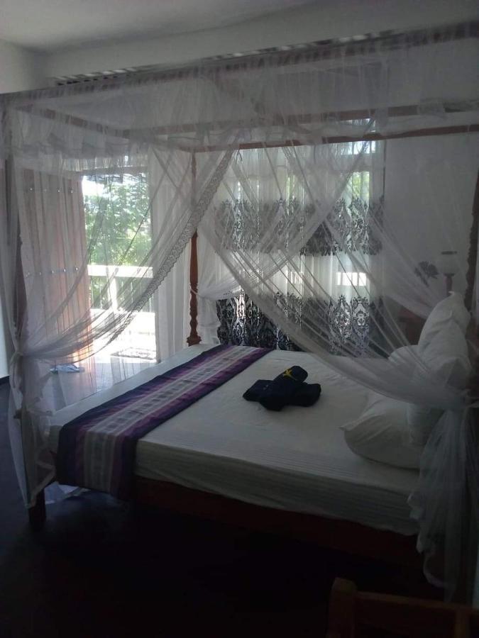 Daasa Guest Mirissa Hotel Bagian luar foto