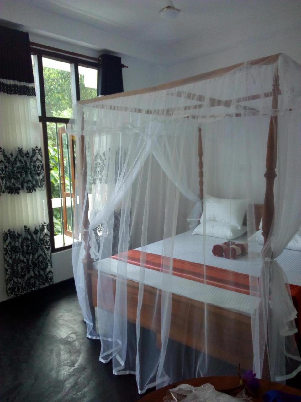 Daasa Guest Mirissa Hotel Bagian luar foto