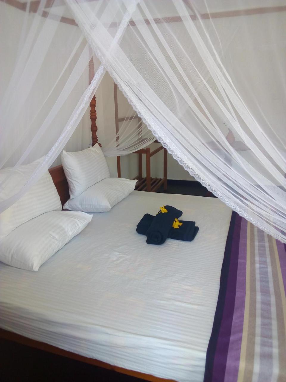 Daasa Guest Mirissa Hotel Bagian luar foto